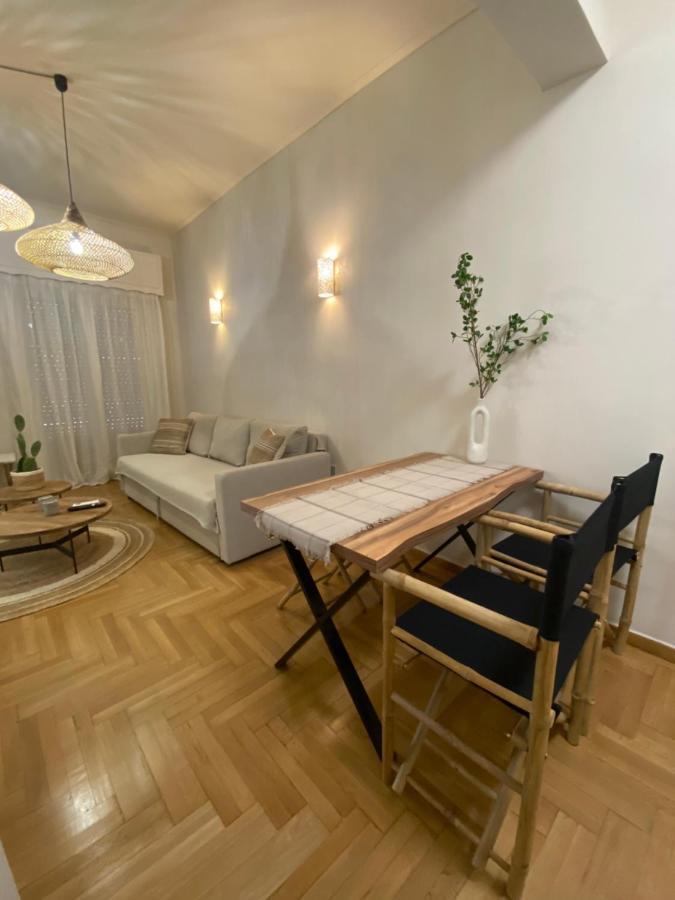 Meraki Sto Koukaki Apartment Athena Bagian luar foto