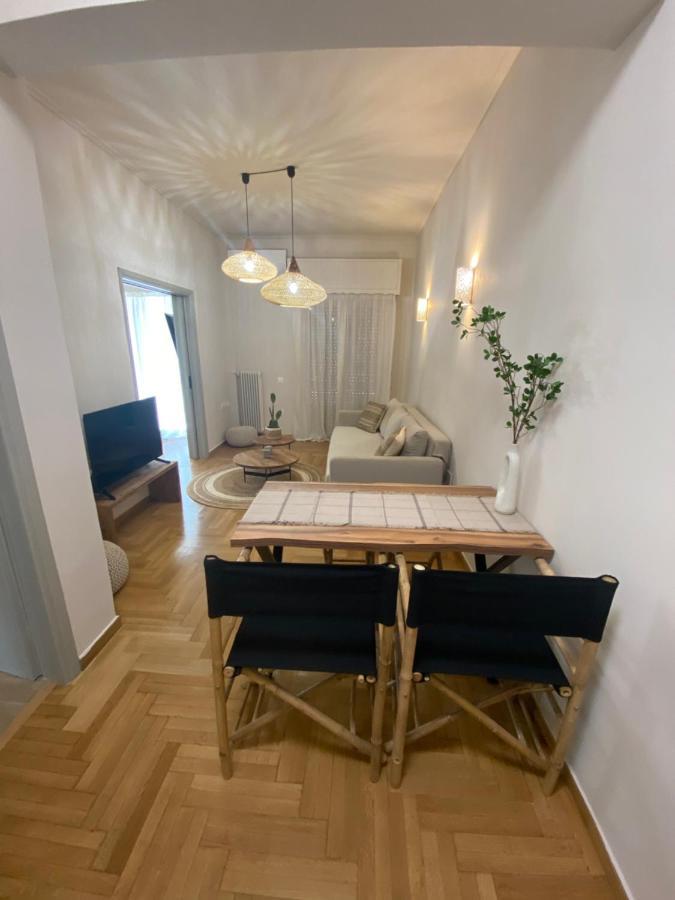 Meraki Sto Koukaki Apartment Athena Bagian luar foto